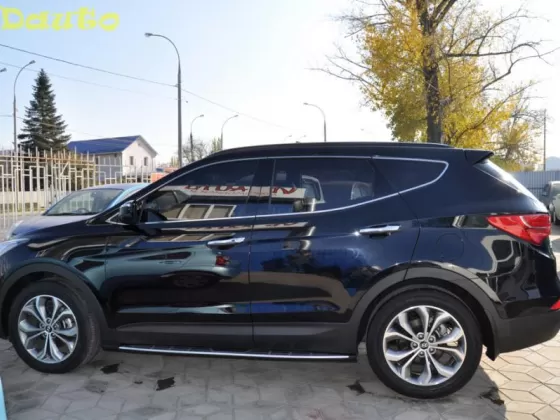 Купить Hyundai Santa Fe 2013 АКПП (184 л.с.) Дизельный Краснодар цвет черный Кроссовер 2013 года по цене 1350000 рублей, объявление №473 на сайте Авторынок23