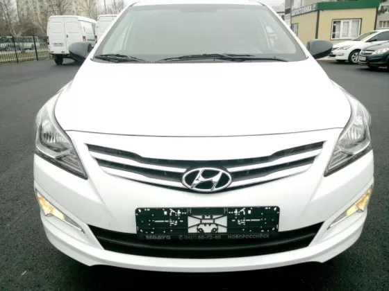 Купить Hyundai Solaris 1400 см3 АКПП (107 л.с.) Бензин инжектор в Новороссийск: цвет белый Хетчбэк 2014 года по цене 690000 рублей, объявление №3108 на сайте Авторынок23